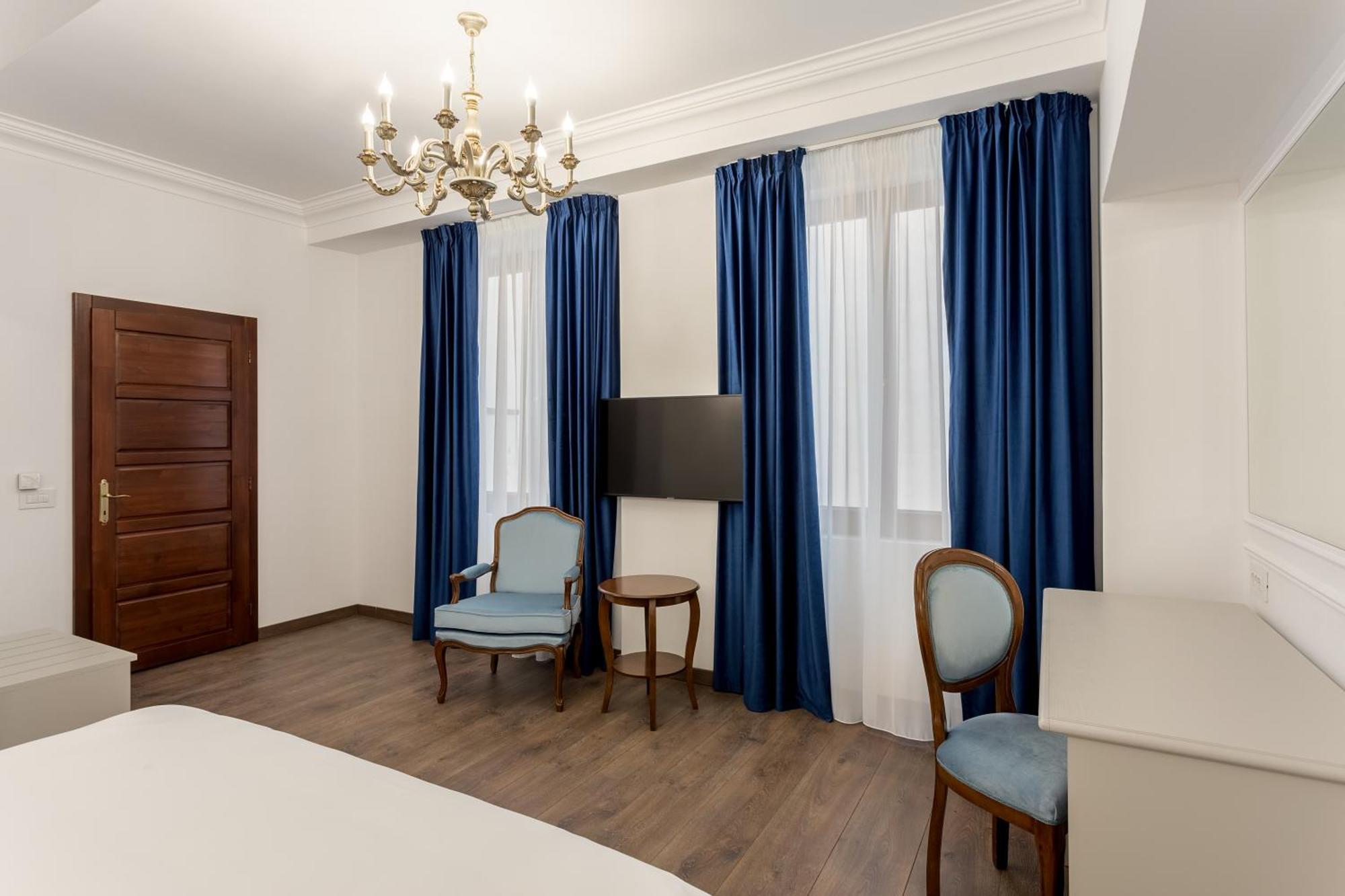 Lahovary Palace Hotel Bucharest Room photo